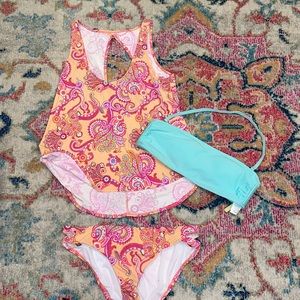 Womens swim
